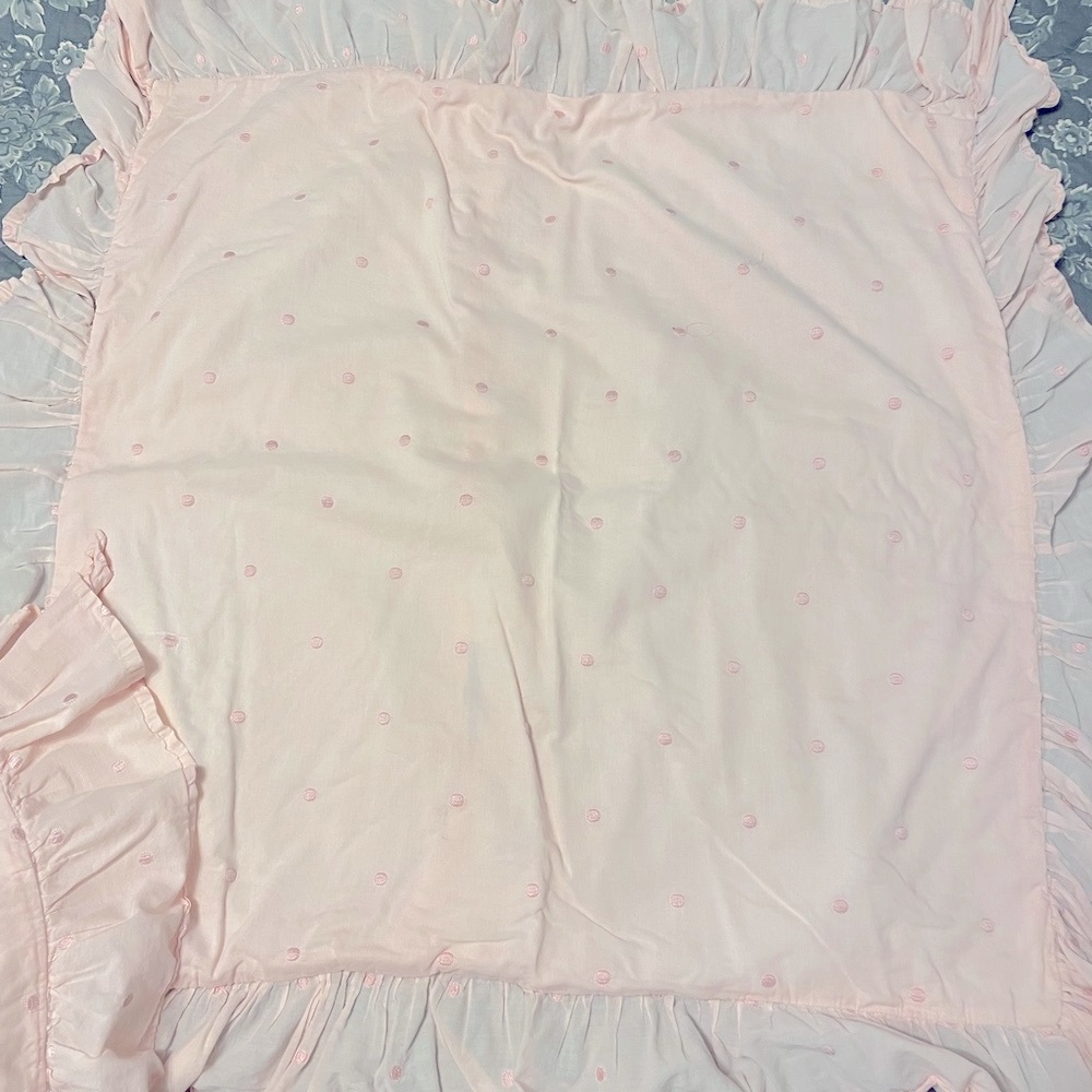 Elegant Pink Ruffled Pillow Set - Picture 2 of 6